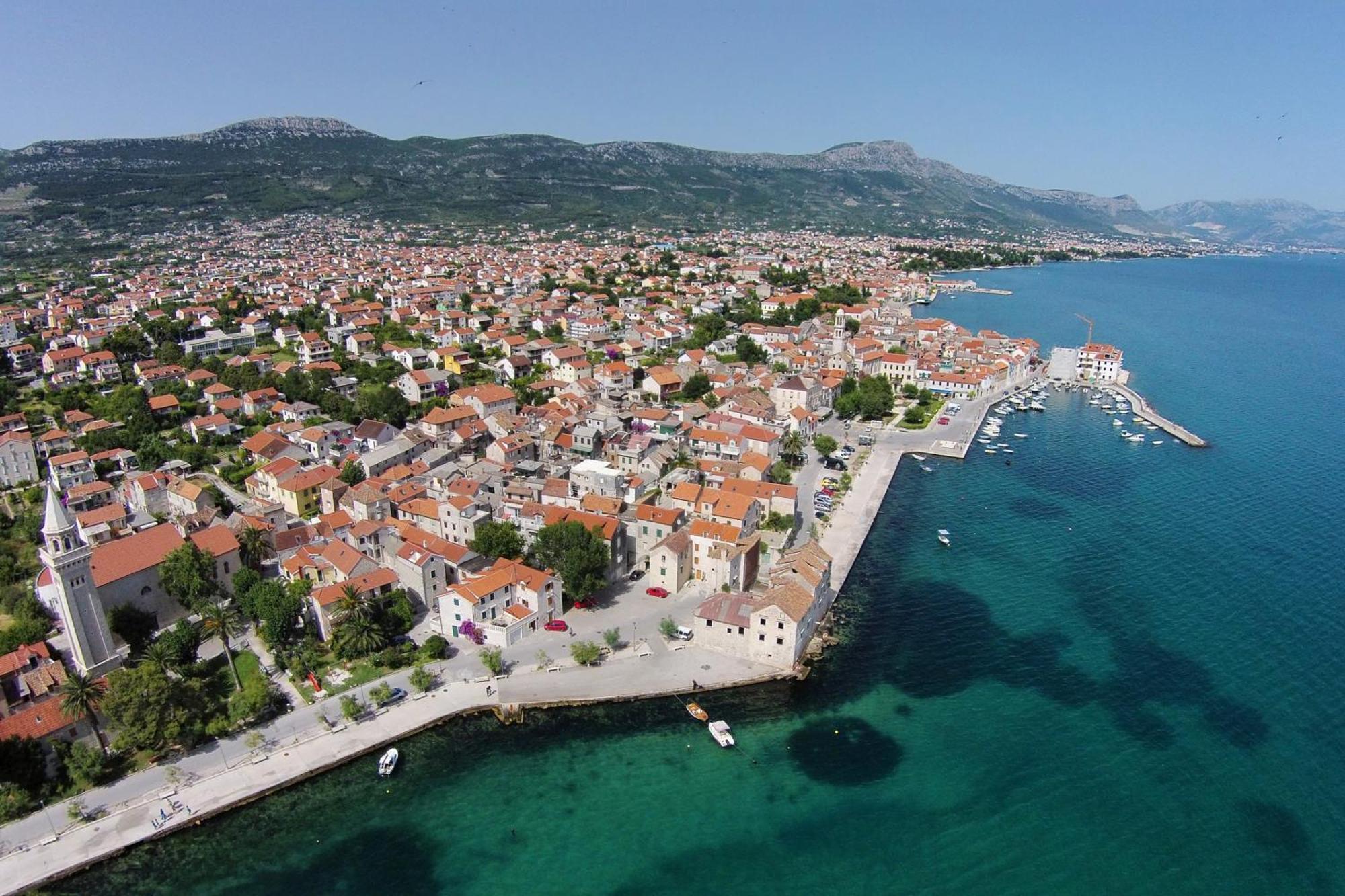 Apartments With A Parking Space Kastel Stafilic, Kastela - 11022 Exterior photo